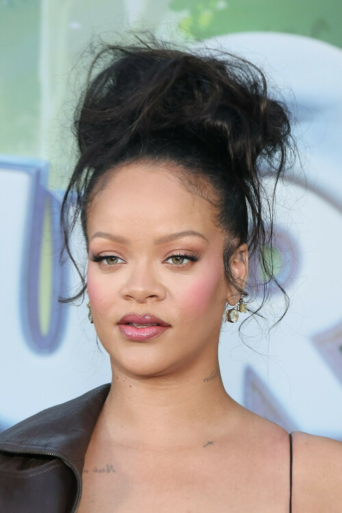 Rihanna_Smurfs_July132025_367647b34c1dd34c5a