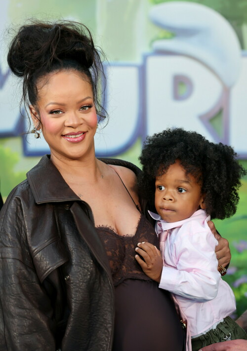 Rihanna_Smurfs_July132025_388669d32ae166e50eb