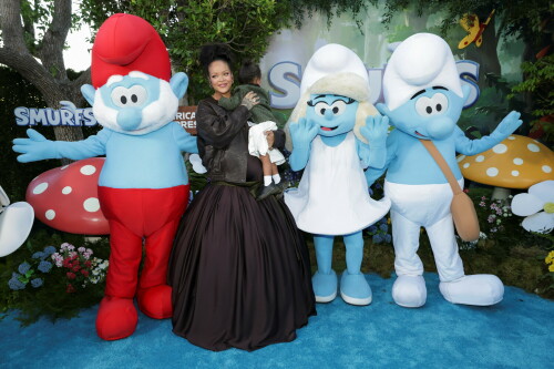 Rihanna_Smurfs_July132025_3957ada8a651b07ea6d