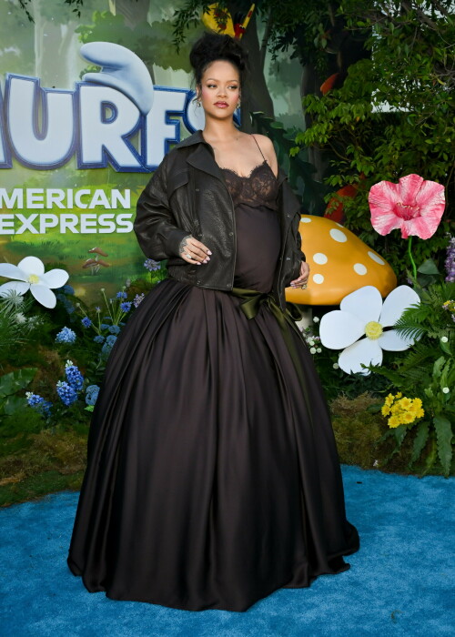 Rihanna_Smurfs_July132025_40b250678866b241ab