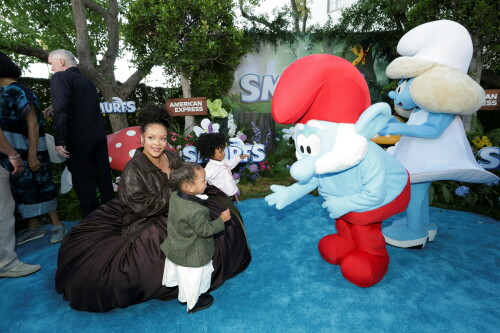 Rihanna_Smurfs_July132025_425c2e3f95c53716065