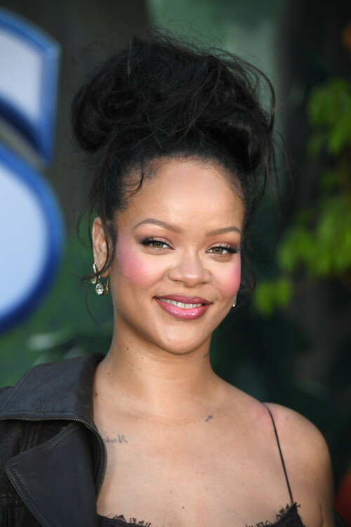 Rihanna_Smurfs_July132025_43003969c0cec85b2c0