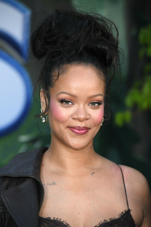 Rihanna_Smurfs_July132025_4312932712b70d215c1