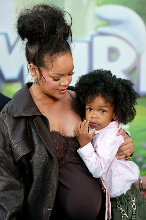 Rihanna_Smurfs_July132025_44544bc3af89b17f34e