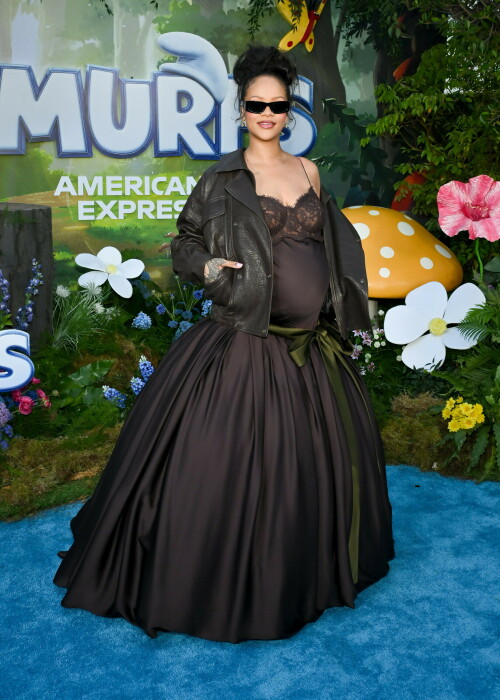 Rihanna_Smurfs_July132025_53bf9416512a584a8f