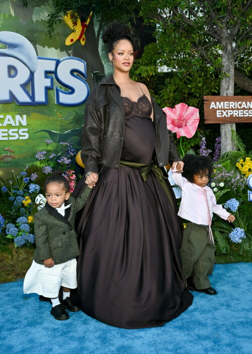 Rihanna_Smurfs_July132025_642bce6eda70f11849