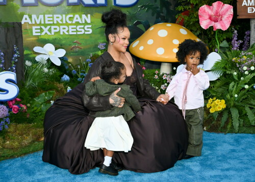 Rihanna_Smurfs_July132025_72babb4f3fb75fdffb