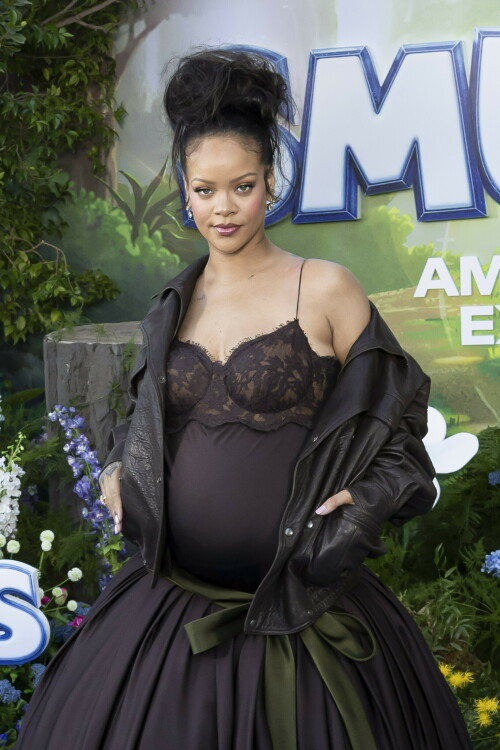 Rihanna_Smurfs_July132025_809cf2015542c4d725