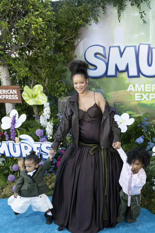 Rihanna_Smurfs_July132025_862f9987472165c2a5