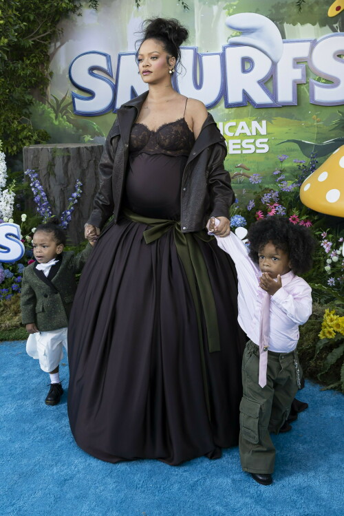 Rihanna_Smurfs_July132025_8872cafd75a0a8916c