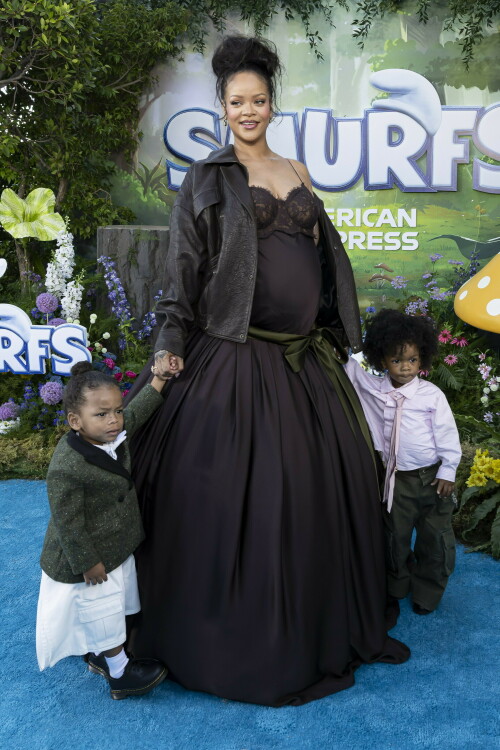 Rihanna_Smurfs_July132025_9332926c616c1b7d44