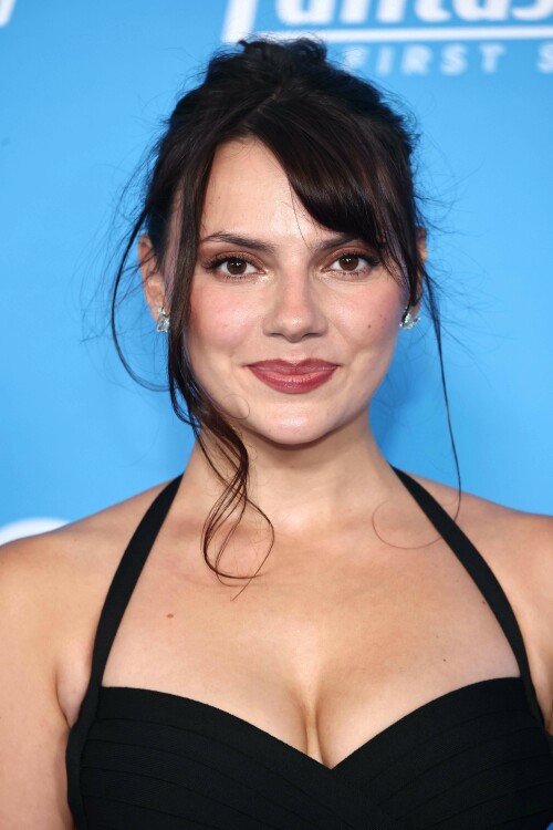 DafneKeen_LosAngeles_July212025_278be086e564898d61.jpeg