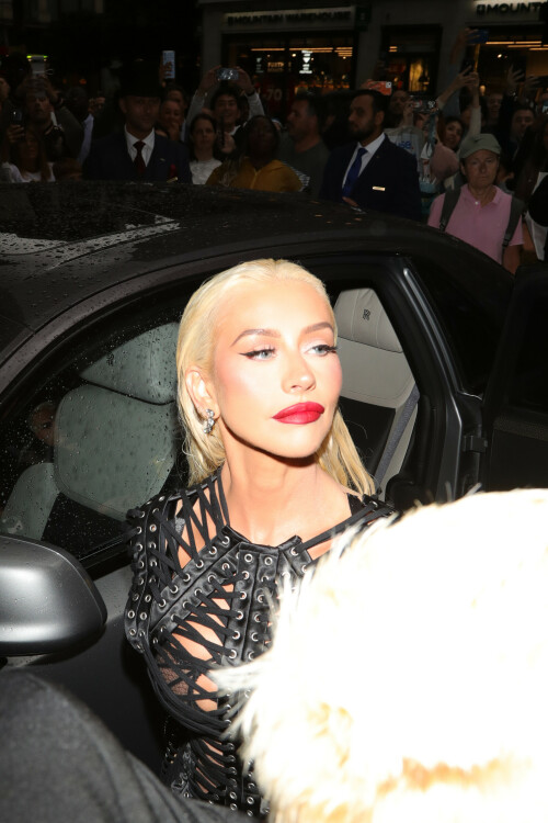ChristinaAguilera_July222025_61e0e864b23611f3f.jpeg
