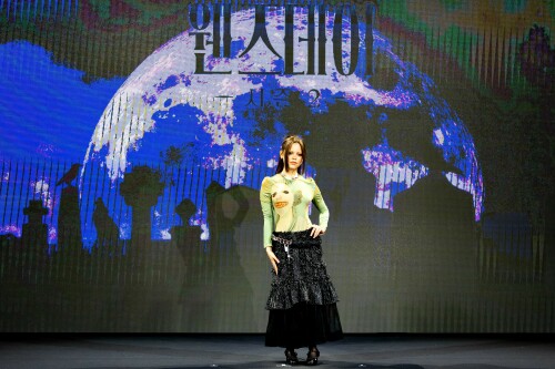 JennaOrtega_Wednesday_Season2_Seoul_August112025_127_3e85fc0c5472567b.jpeg