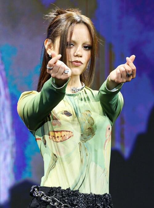 JennaOrtega_Wednesday_Season2_Seoul_August112025_1_36206ae7a09f3b7a.jpeg