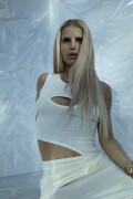 JessicaSimpson_July62023_BustlePhotoshoot_33fc22e2b31d1e29c