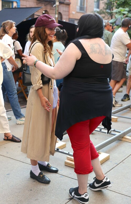 NataliePortman_GoodSexSet_NYC_August112025_12_2a8b44da4f029c53.jpeg