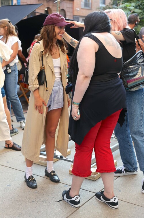 NataliePortman_GoodSexSet_NYC_August112025_24_a148667063cd3cd8.jpeg