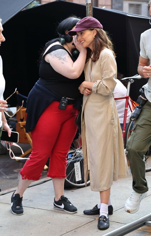 NataliePortman_GoodSexSet_NYC_August112025_9_c4918d12b31cbe20.jpeg