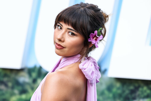 XochitlGomez_Nobody2_LAPremiere_August112025_133_76149f215d7d7a0b.jpeg