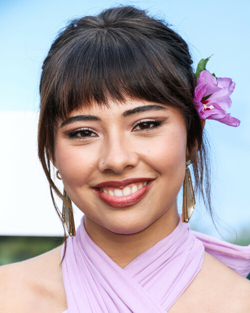 XochitlGomez_Nobody2_LAPremiere_August112025_156_0bec3d825792182b.jpeg