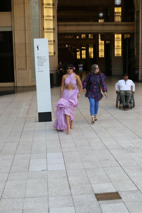 XochitlGomez_Nobody2_LAPremiere_August112025_182_c1b132c349ce20d0.jpeg