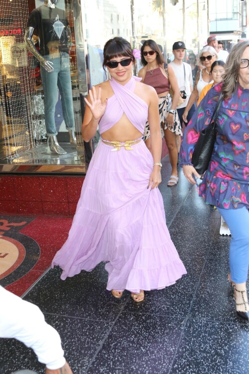 XochitlGomez_Nobody2_LAPremiere_August112025_78_f4682a41efe2a1dc.jpeg