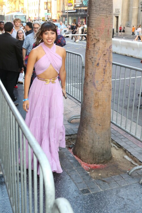 XochitlGomez_Nobody2_LAPremiere_August112025_84_0767262fa99ba845.jpeg