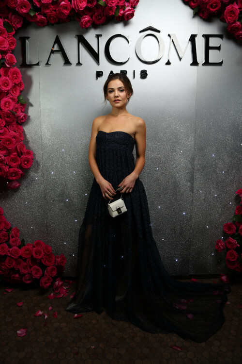 DanielleCampbell_LancomexVogue_Set1_November302017-29316a45dd8c1e79c2.jpeg