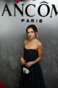 DanielleCampbell_LancomexVogue_Set1_November302017-76a971108c1a3fd64