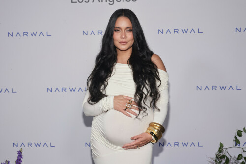 VanessaHudgens_August212025_-102256dbae2309c36ab.jpeg