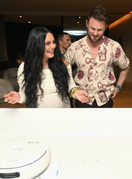 VanessaHudgens_August212025_-108a772de4679c17e4.jpeg