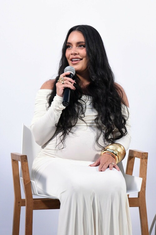 VanessaHudgens_August212025_-6332a55fac72568887.jpeg