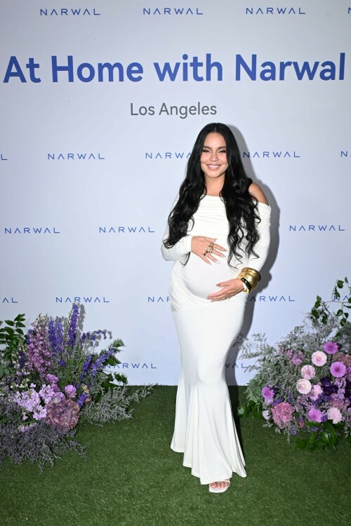 VanessaHudgens_August212025_-7337f2bd53ba92a0c5