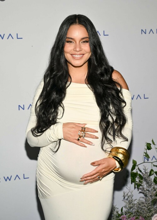 VanessaHudgens_August212025_-90ea58cd8072a424ad.jpeg