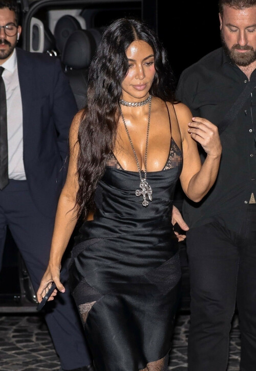 KimKardashian_NorthWest_Italy_August232025-44707ea569bf946ce.jpeg