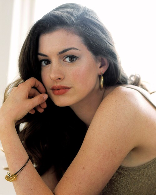 AnneHathaway_BobFrame_Photoshoot_2001_7_37943df918750b75