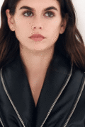 KaiaGerber_2025_Givenchy_HQpicsSpace_19_02152d6d98e77dd3