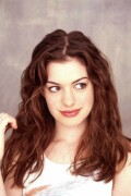 AnneHathaway_1999_HowardRosenberg_Photoshoot_5_7afc5a879354fa89