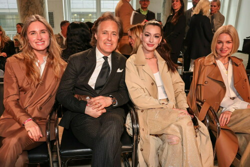 AnneHathaway_RalphLauren_Fall2025_April172025_12_f406c8e30e77081e