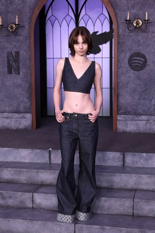 EmmaMyers_Wednesday_GraveyardGala_NYC_August282025_3_ae8d74bacfe48513