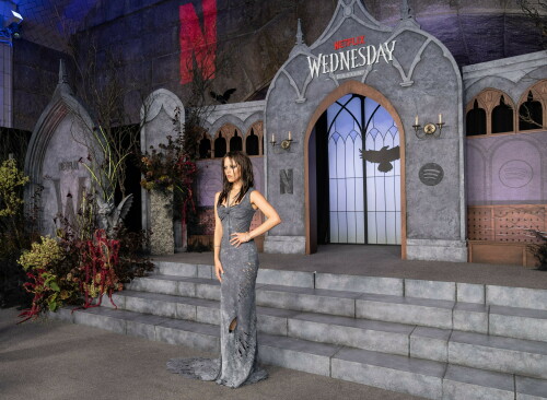 JennaOrtega_Wednesday_GraveyardGala-_August282025_5_bacd72c53ac039a5