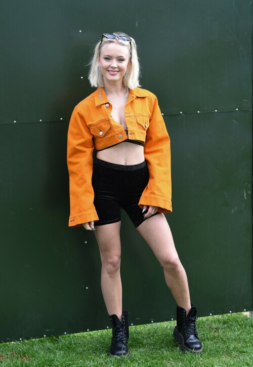 ZaraLarsson_September22018_11bd712eb6932168c9.jpeg