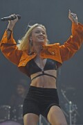 ZaraLarsson_September22018_30158314e387c6672e