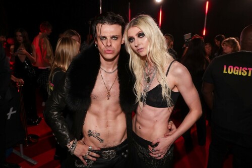 TaylorMomsen_2025VMAs_39_edd746cc4fbd4612.jpeg
