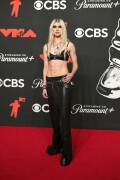 TaylorMomsen_2025VMAs_45_6c4eb93c94c25aff