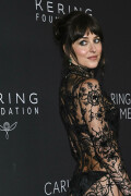 DakotaJohnson_CaringForWomen_NYC_September112025_35_531c336c119990e7