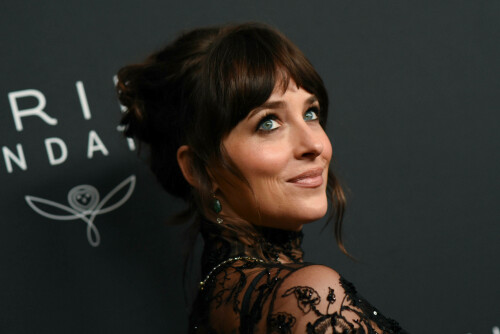 DakotaJohnson_CaringForWomen_NYC_September112025_67_47f5a151a910e177.jpeg