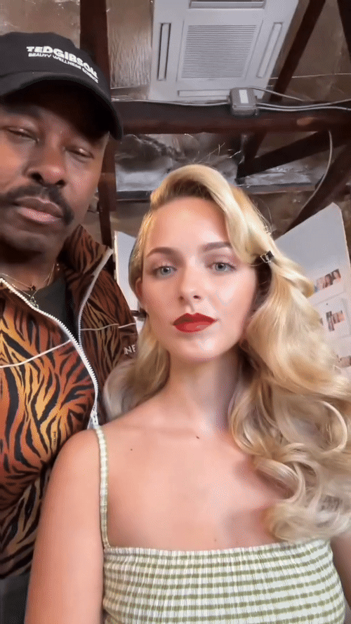 Mckenna-Grace-V-Magazine---Gifs---On-The-Set---September-2025-5807c5d908315c4bb.gif