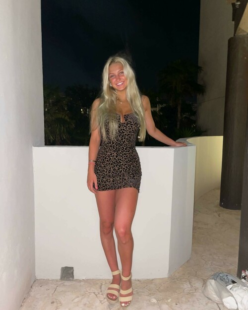 SydneyThomas_June2022_Puerto-Morelos-40a396488b874c52a.jpeg